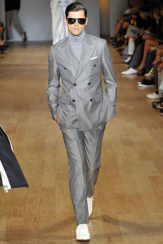 Tommy Hilfiger / - 2009